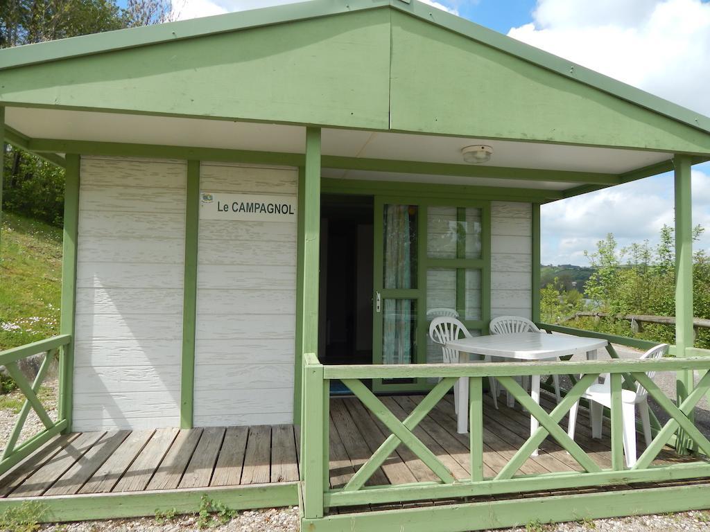 Camping Du Moulin Hotel Meyrieu-les-Etangs Cameră foto